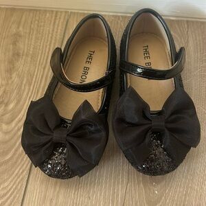 Black sparkly shoes little girls Toddler size 7